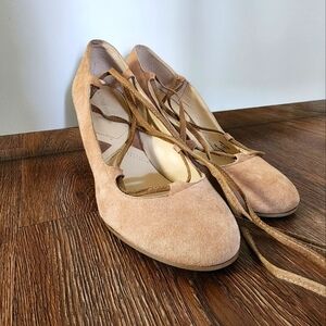 Adrienne Vittadini suede wedge pumps